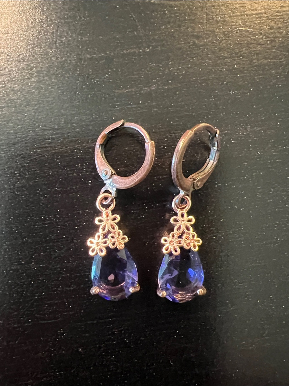 Vintage Pear shaped Purple Teardrop Leverback Earrings with Floral- Motif bail